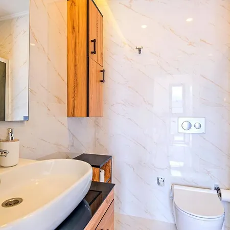 Eosa Homes - Villa